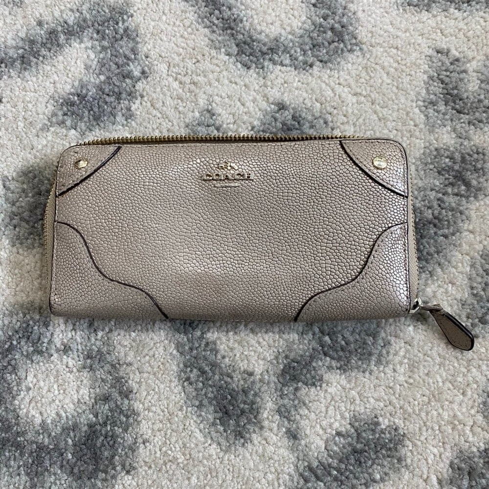 **SALE** Coach Mickie Accordion Wallet